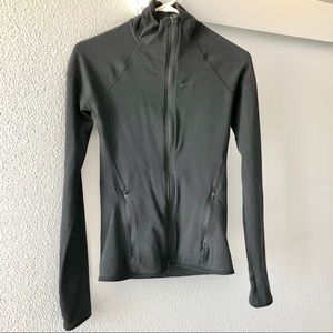 XS NIKE THERMAL RUNNING JACKET